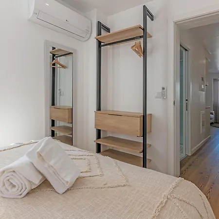 Apartment White Angel By Portas Do Sol Lisbon
