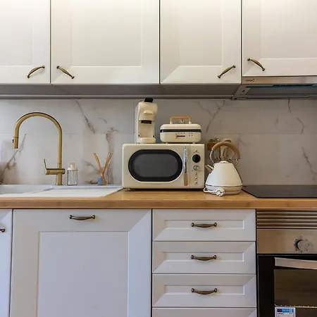 Apartment White Angel By Portas Do Sol Lisbon