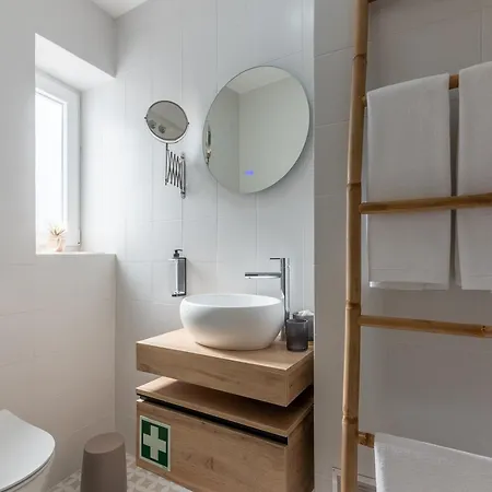White Angel By Portas Do Sol Apartment Lisbon