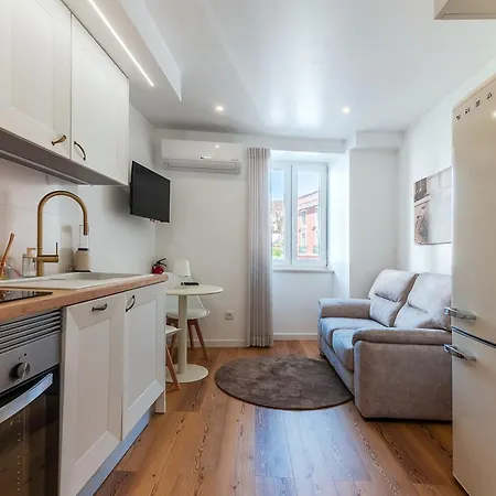 Apartment White Angel By Portas Do Sol *