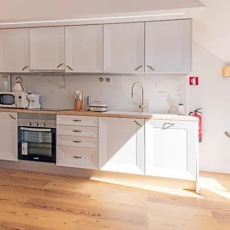 Apartment White Angel By Portas Do Sol Lisbon
